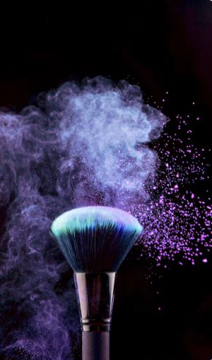 Distort oneself to gain consent? No, there is a great destiny of Uniqueness