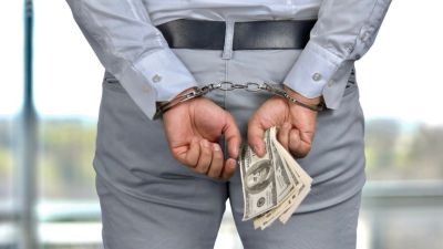 Amministratori disonesti, o Casa comune